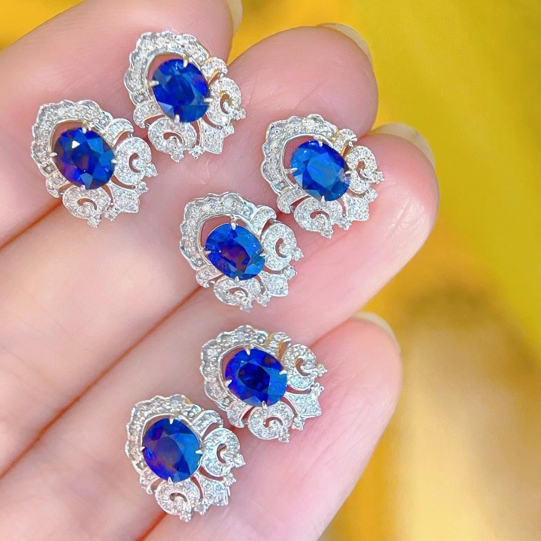 14k Gold 1.2 Ct Natural Sapphire & Diamond Earrings - 4