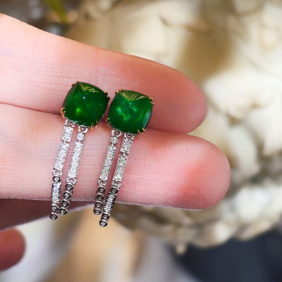 14k Gold 3.2 Ct Natural Emerald & Diamond Earrings - 5