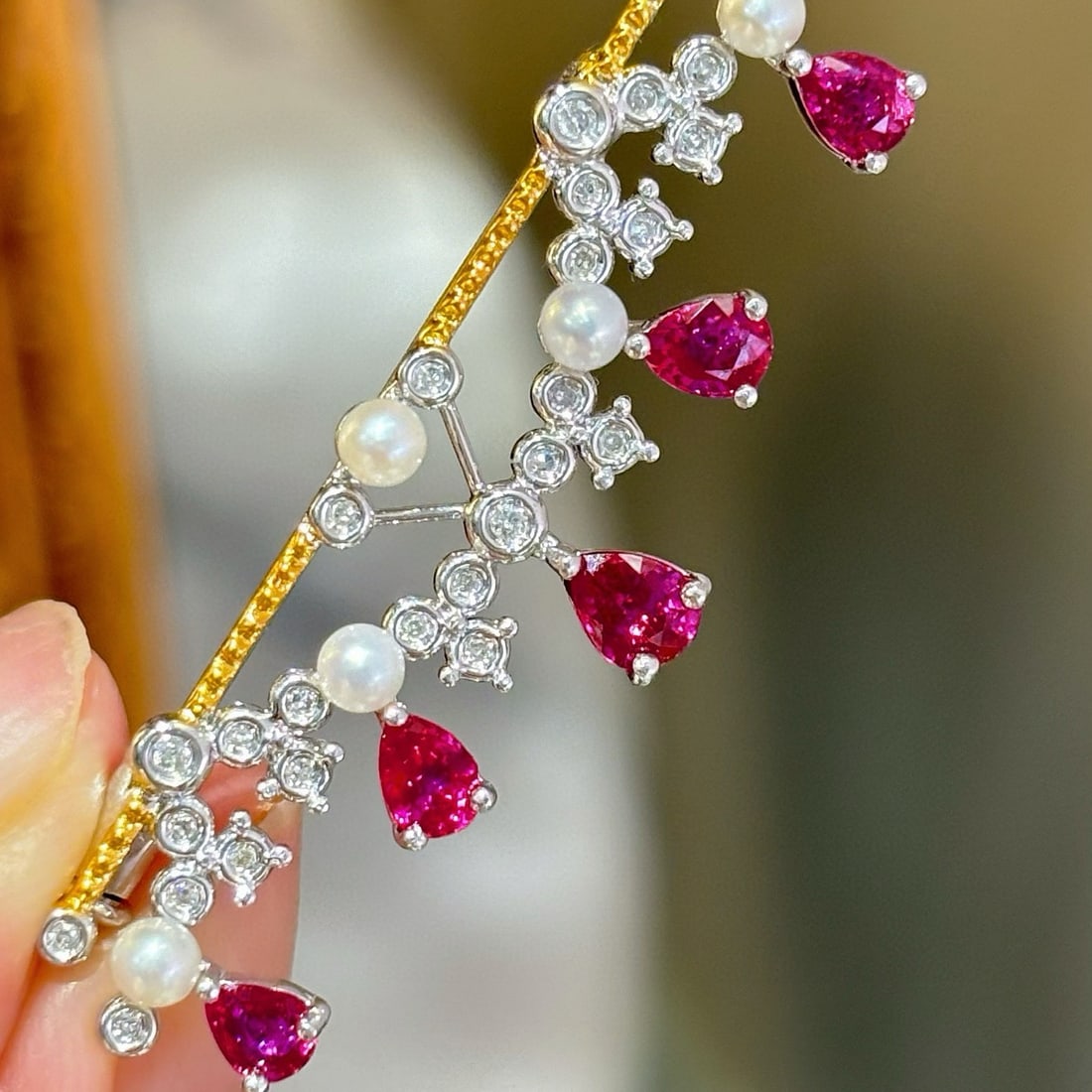 14k Gold 1.5 Ct Natural Ruby & Diamond Brooch - 6