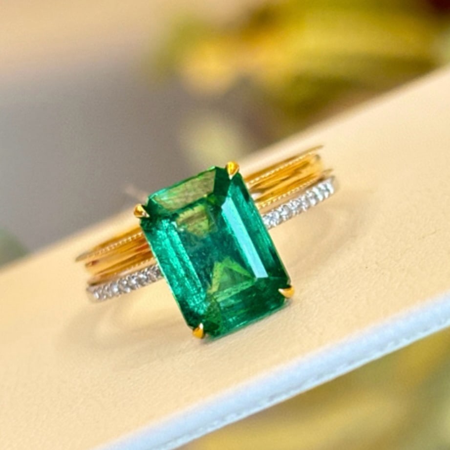 14k Gold 2.82 Ct Natural Emerald & Diamond Ring - 3
