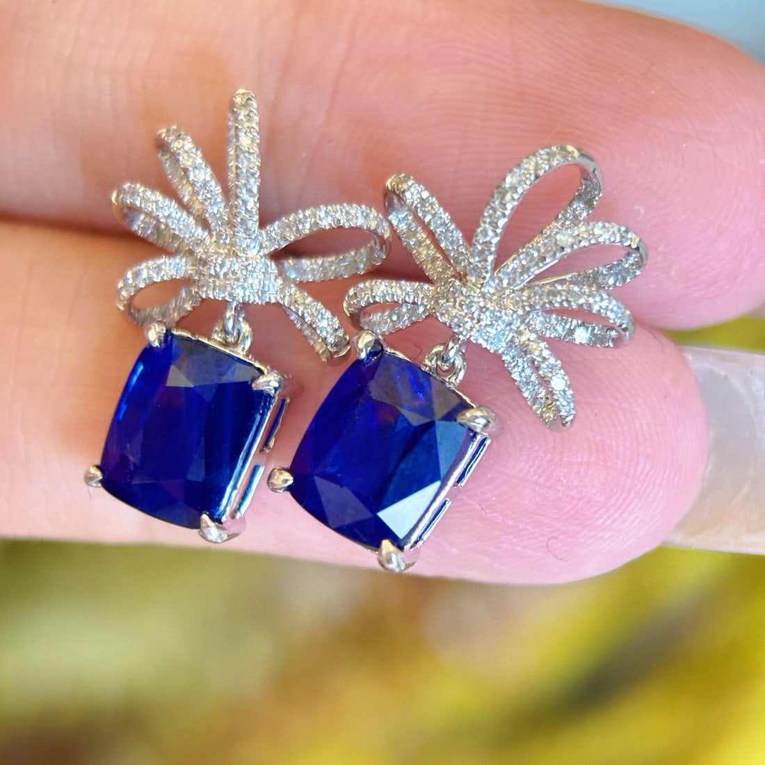 14k Gold 3.56 Ct Natural Sapphire & Diamond Earrings: Ref:230945185 // gold content:14k gold // main gemstone:sapphire // shape:cushion // carat weight:3. 56ct // color:blue // treatment:natural // // adjacent gemstone 2 : diamond // shape:round //