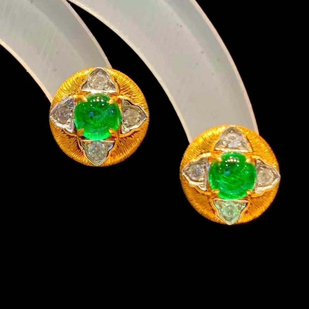 14k Gold 1.2 Ct Natural Emerald & Diamond Earrings - 4