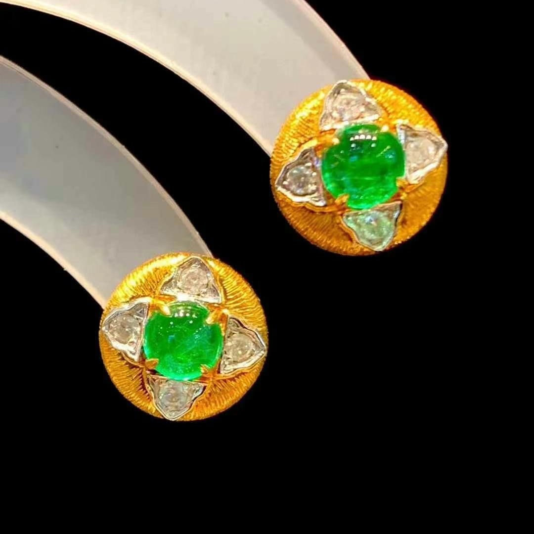 14k Gold 1.2 Ct Natural Emerald & Diamond Earrings - 6