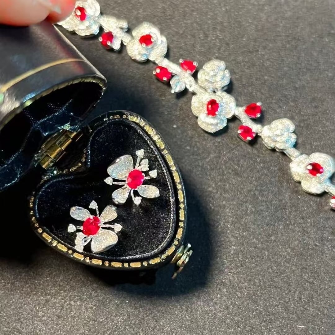 14k Gold 0.4 Ct Vivid Red Natural Ruby & Diamond Earrings - 3