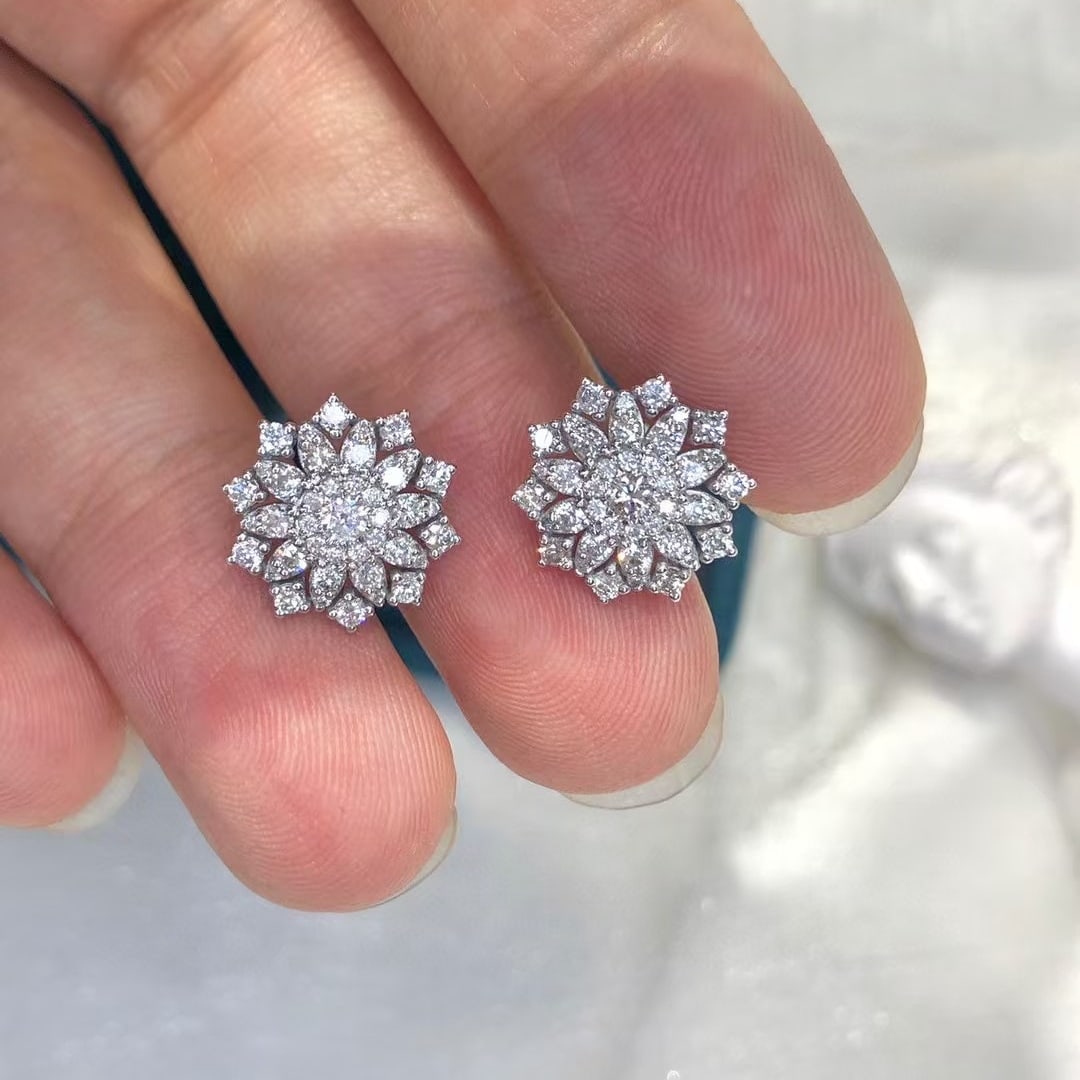 14k Gold 0.9 Ct Natural H Diamond Earrings - 5