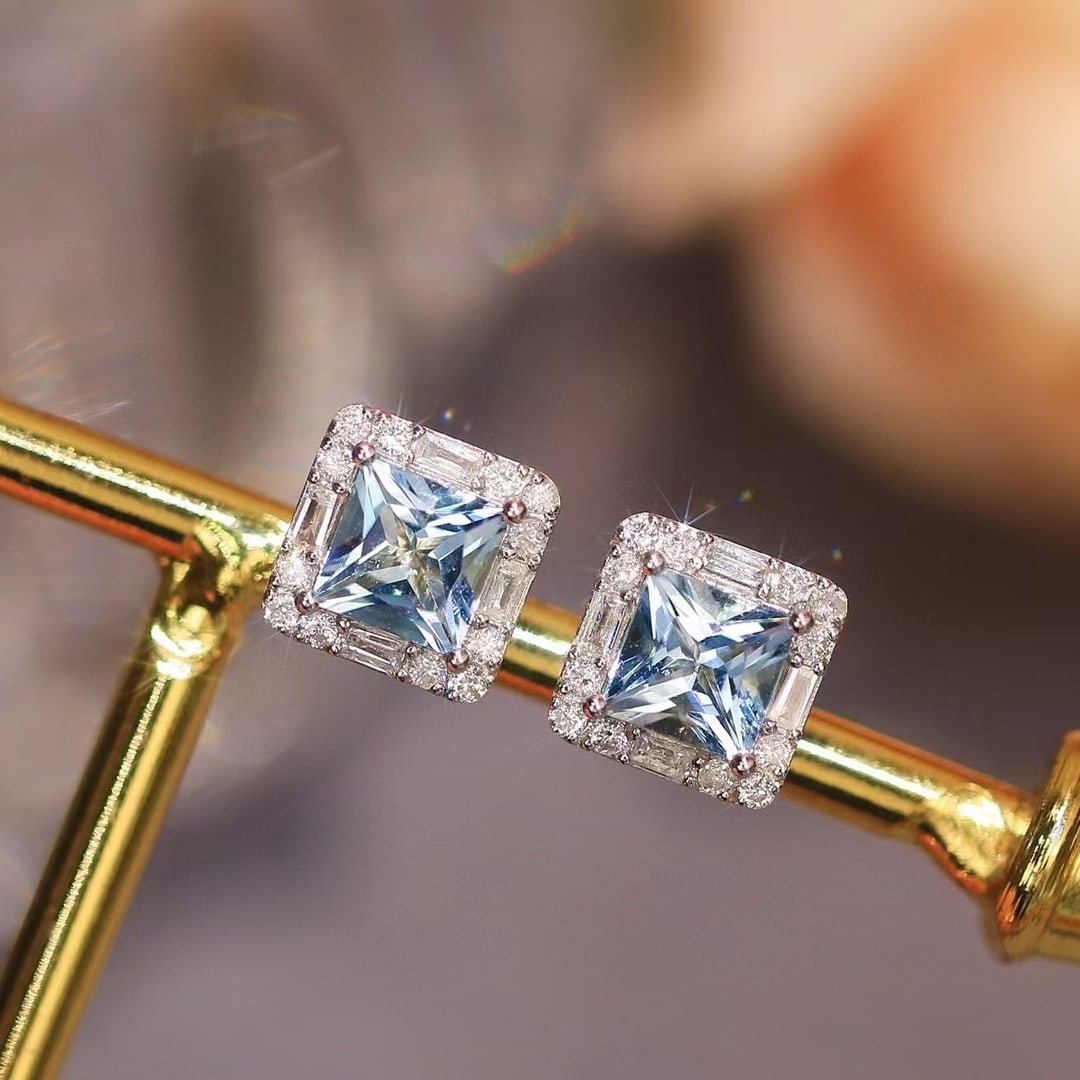 14k Gold 1.45 Ctw Natural Aquamarine & Diamond Earrings - 2