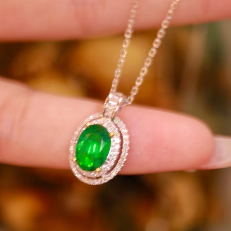 14k Gold 1.90 Ctw Natural Emerald & Diamond Pendant( Without Chain ) - 4