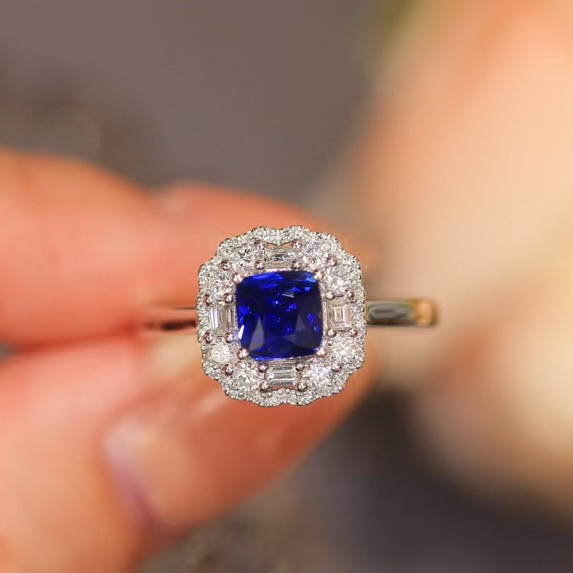 14k Gold 1.50 Ctw Natural Sapphire & Diamond Ring - 4