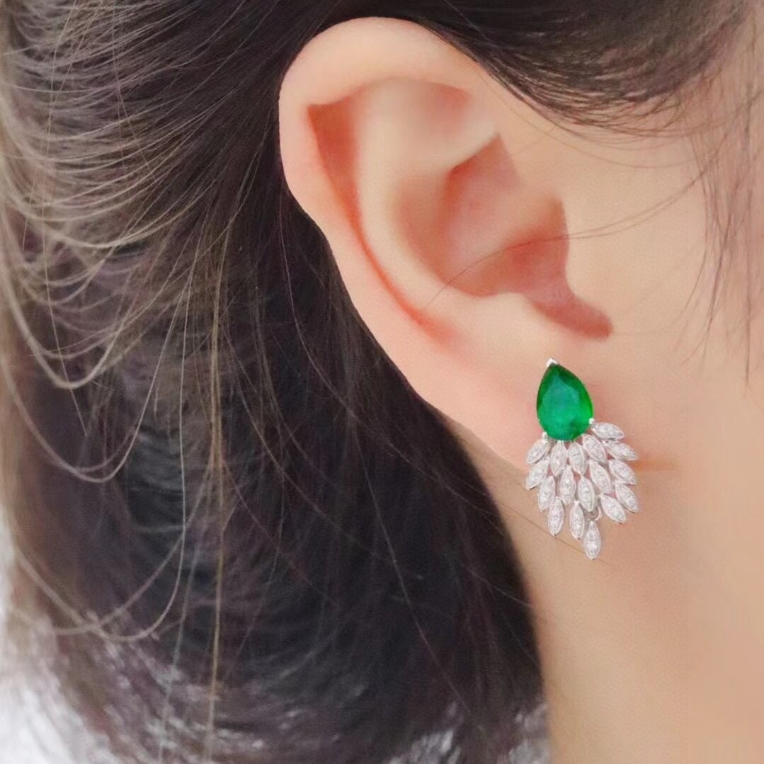 14k Gold 2.21 Ctw Vivid Green Natural Emerald & Diamond Earrings - 5