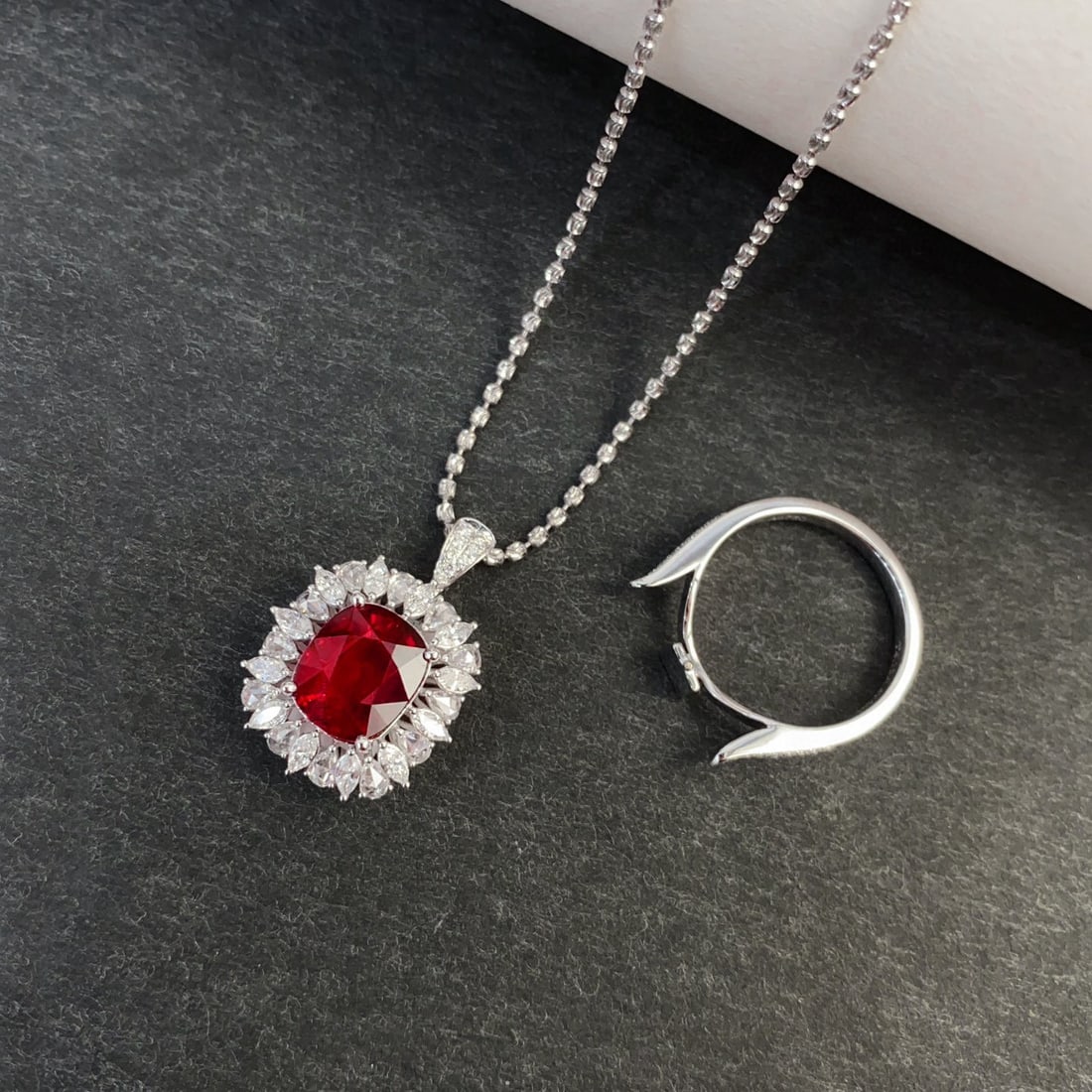 14k Gold 5.45 Ctw Vivid Red Natural Tourmaline & Diamond Ring/pendant( Without Chain ) - 5