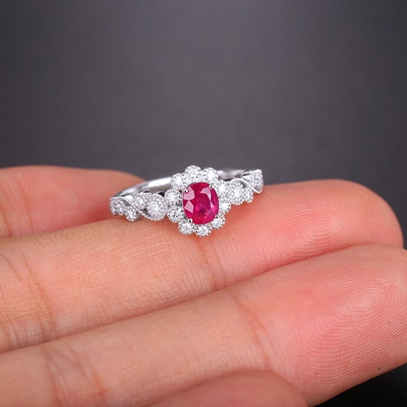 14k Gold 0.82 Ctw Natural Ruby & Diamond Ring - 3