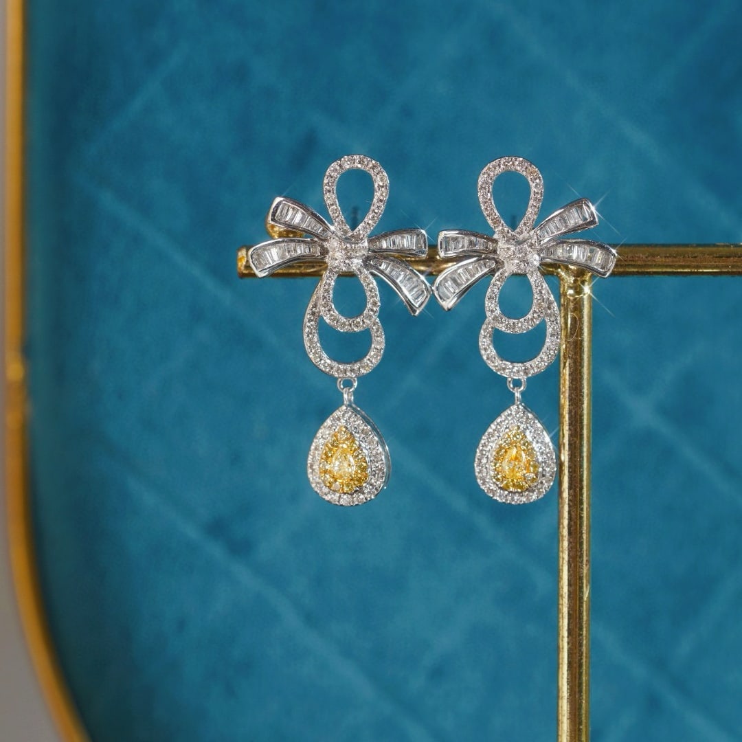 14k Gold 1.10 Ctw Natural Yellow Diamond & Diamond Earrings: Ref:230946063 // gold content:14k gold // main gemstone:yellow diamond // shape:pear // carat weight:0. 18ct // color:yellow // treatment:natural // // adjacent gemstone 2 : diamond //
