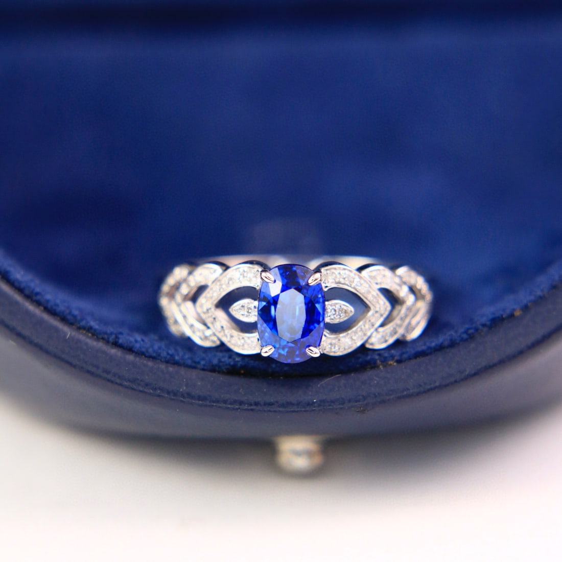 14k Gold 1.23 Ctw Natural Sapphire & Diamond Ring: Ref:230946077 // gold content:14k gold // ring size:7. 25us // // main gemstone:sapphire // shape:oval // carat weight:1. 11ct // color:royal blue // treatment:natural // // adjacent gemstone 2 :