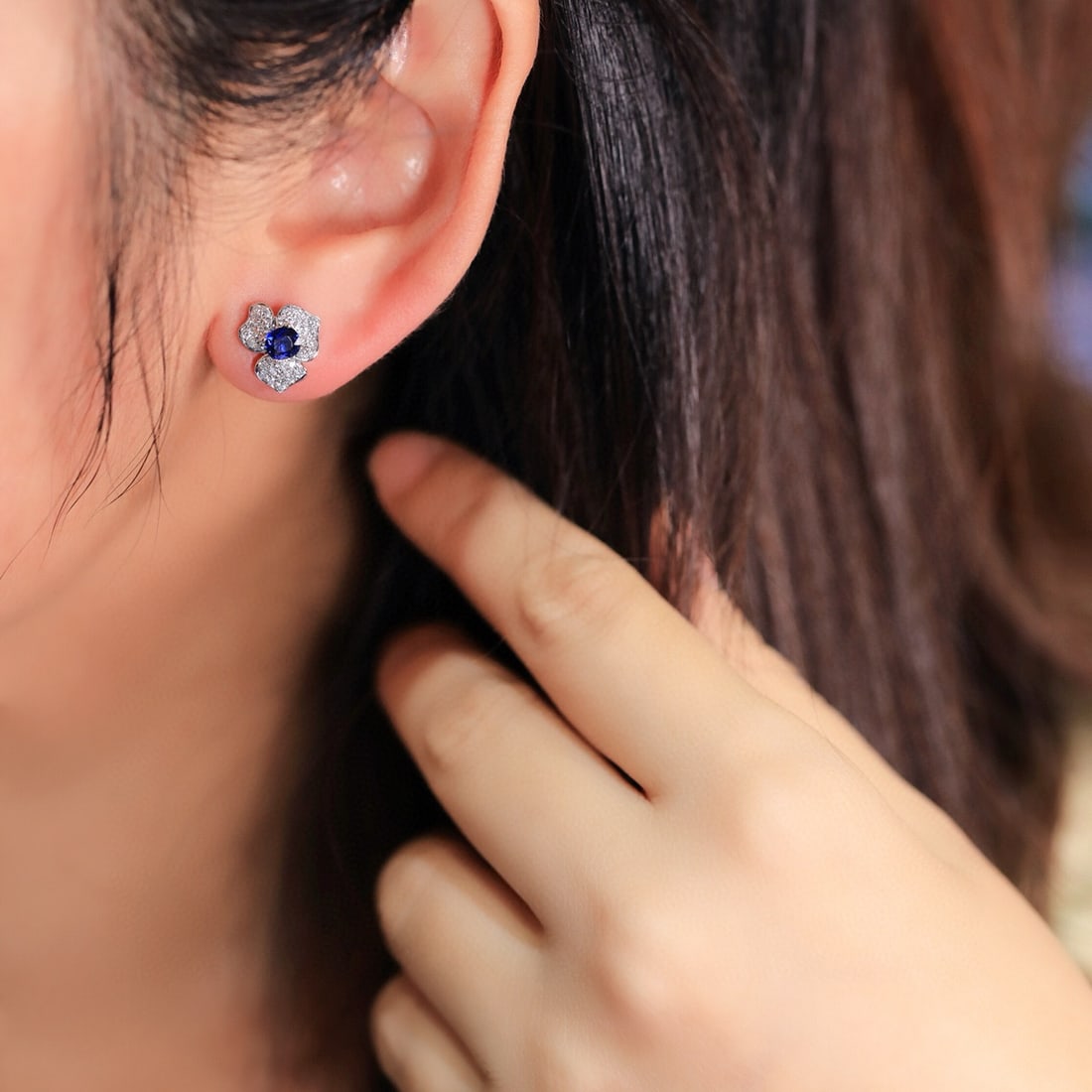 14k Gold 1.23 Ctw Vivid Blue Natural Sapphire & Diamond Earrings - 7