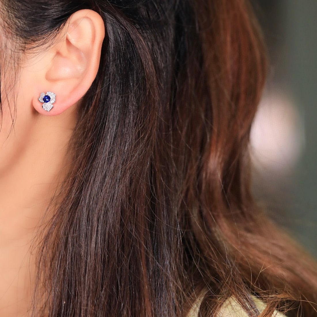 14k Gold 1.23 Ctw Vivid Blue Natural Sapphire & Diamond Earrings - 8