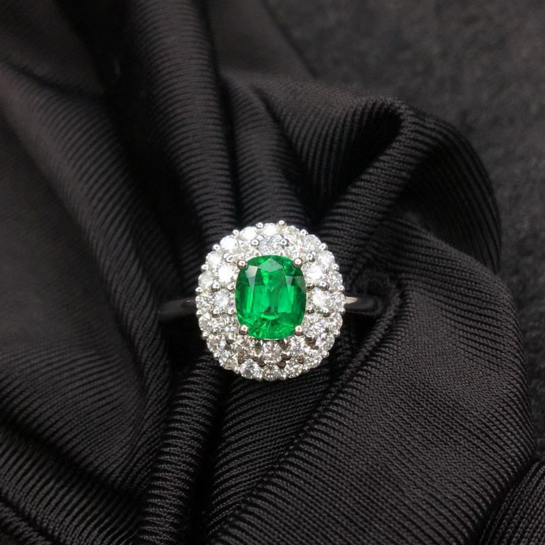 14k Gold 1.97 Ctw Vivid Green Natural Emerald & Diamond Ring: Ref:230946088 // gold content:14k gold // ring size:7. 25us // // main gemstone:emerald // shape:cushion // carat weight:1. 18ct // color:vivid green // treatment:natural // // adjacent gemstone 2