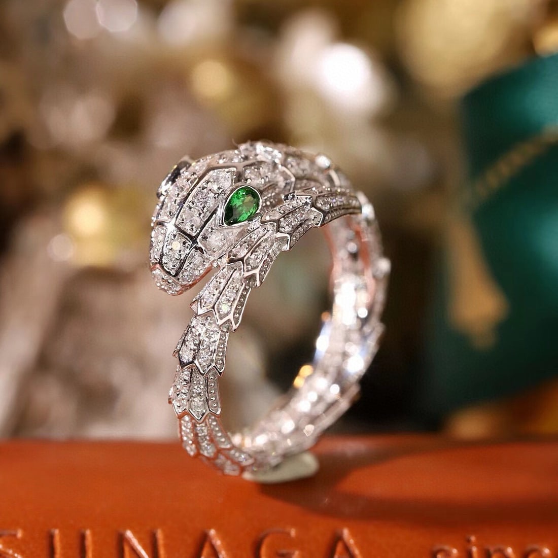 14k Gold 0.97 Ctw Natural Tsavorite & Diamond Ring: Ref:230946125 // gold content:14k gold // ring size:7. 25us // // main gemstone:tsavorite // shape:pear // carat weight:0. 12ct // color:green // treatment:natural // // adjacent gemstone 2 :