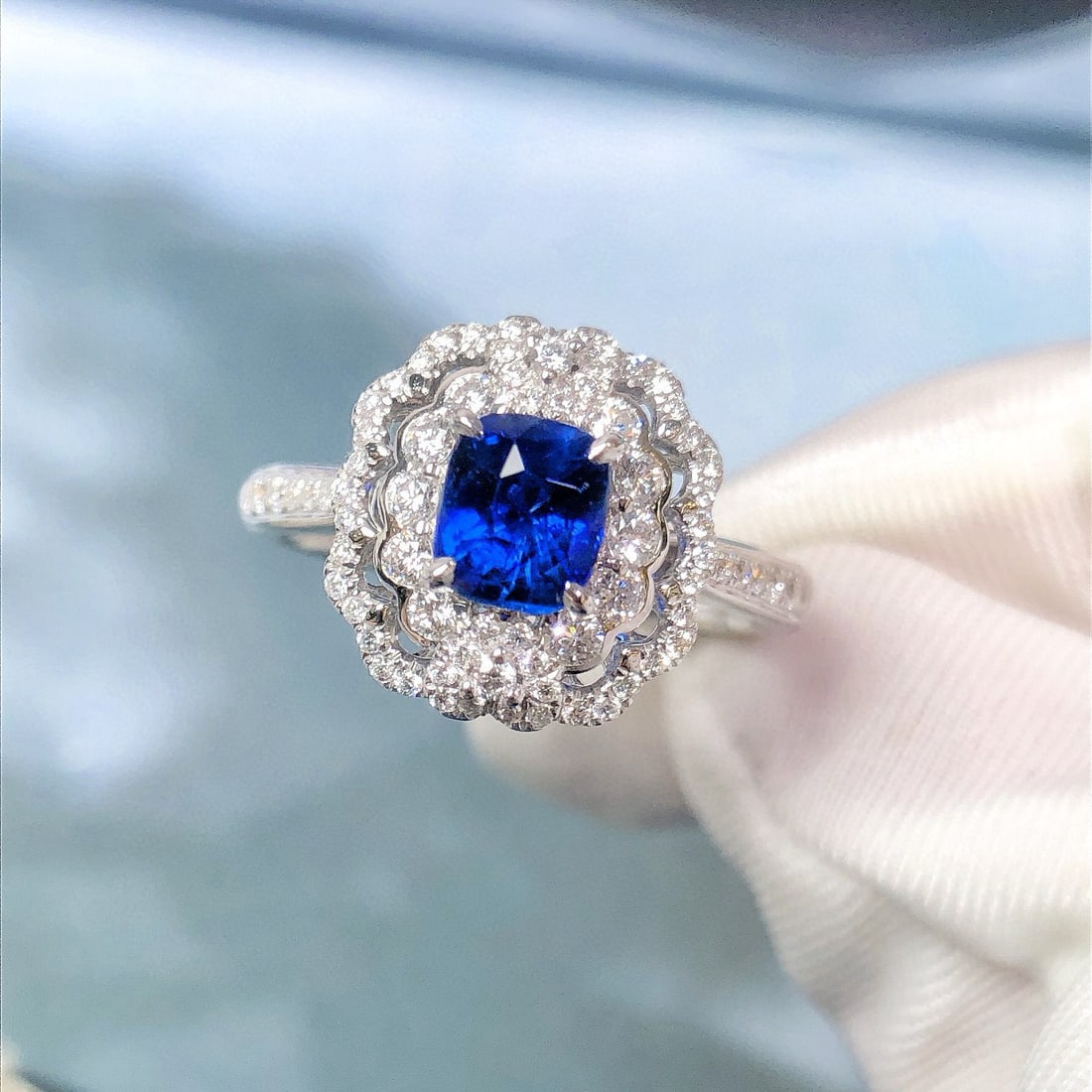 14k Gold 1.47 Ctw Natural Sapphire & Diamond Ring - 3