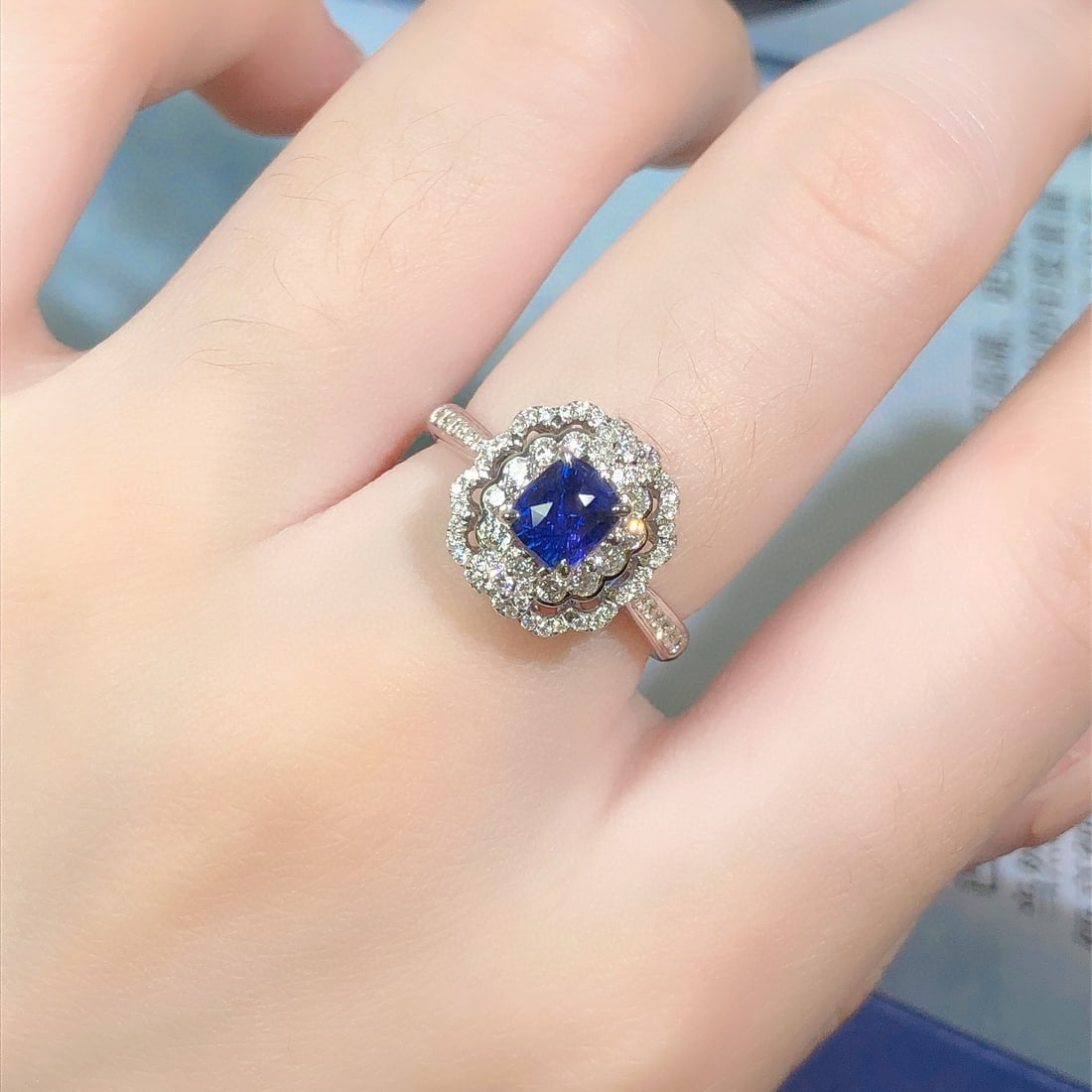 14k Gold 1.47 Ctw Natural Sapphire & Diamond Ring - 5