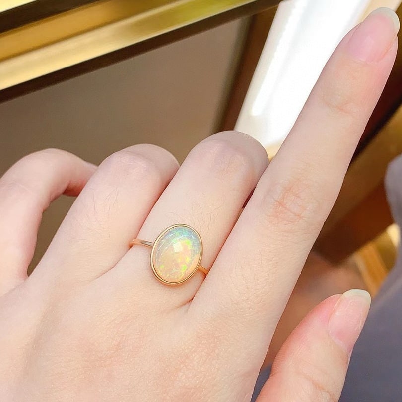 14k Gold 4.0 Ct Natural Opal Ring - 2