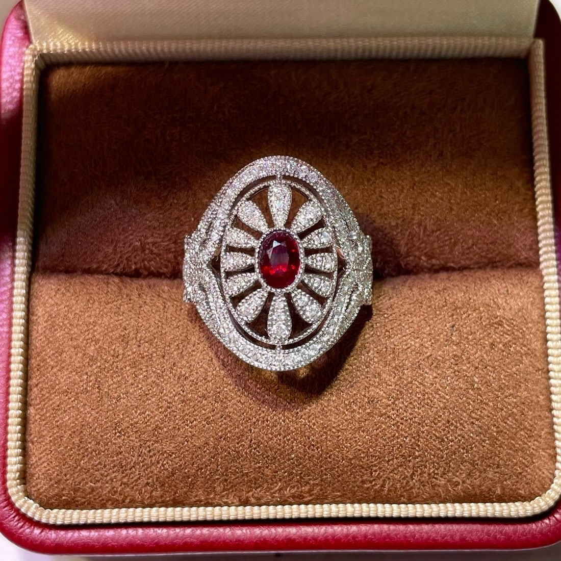 14k Gold 0.94 Ctw Natural Ruby & Diamond Ring (1 of 6)