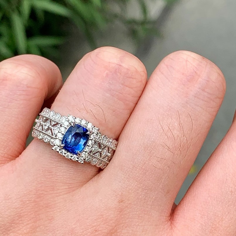 14k Gold 1.1 Ct Natural Sapphire & Diamond Ring - 2