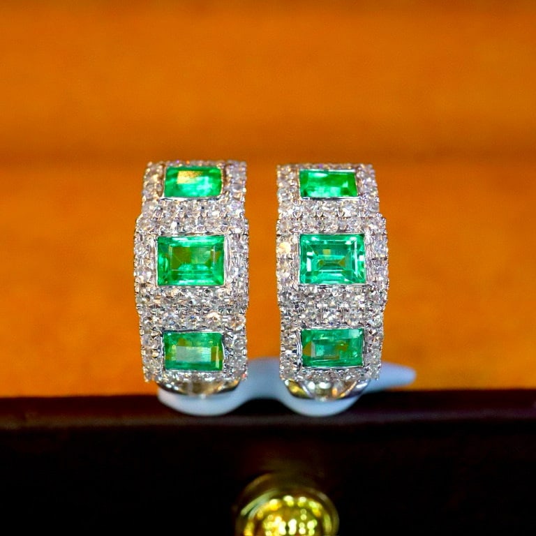 14k Gold 0.84 Ctw Vivid Green Natural Emerald & Diamond Earrings (1 of 5)