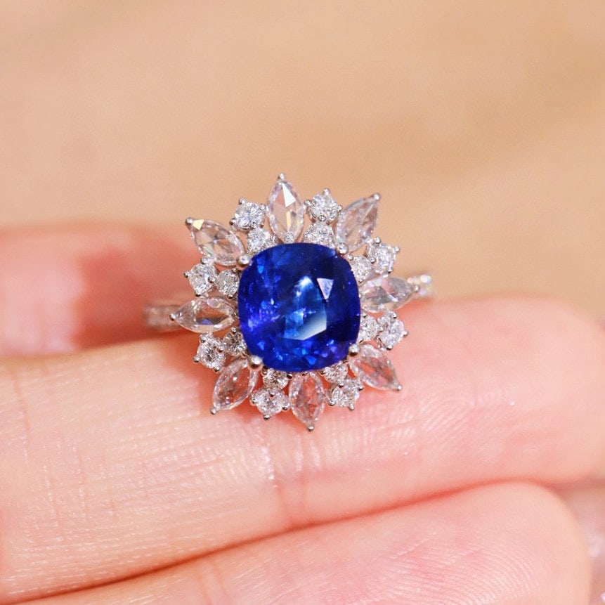 14k Gold 3.15 Ctw Natural Sapphire & Diamond Ring - 4