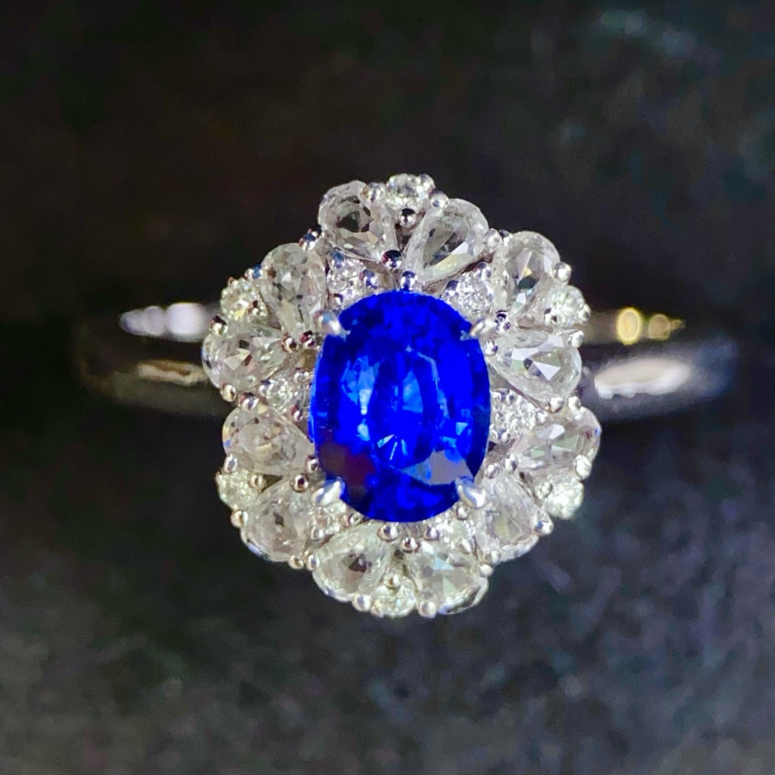 14k Gold 1 Ct Natural Sapphire & Sapphire & Diamond Ring: Ref:230946176 // gold content:14k gold // ring size:7. 25us // // main gemstone:sapphire // shape:oval // carat weight:1ct // color:royal blue // treatment:natural // // adjacent gemstone 2 :