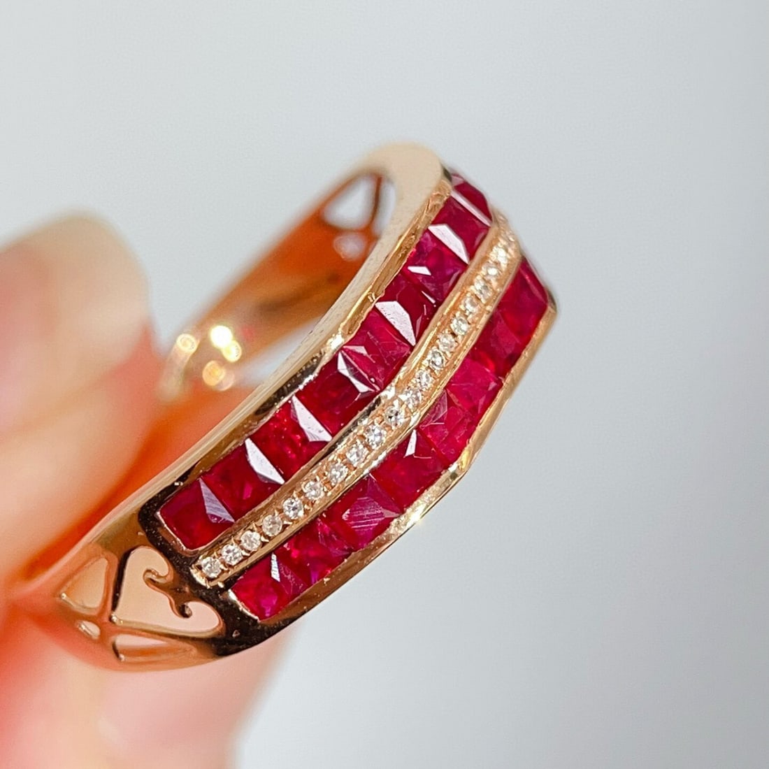 14k Gold 1.8 Ct Natural Ruby & Diamond Ring - 2