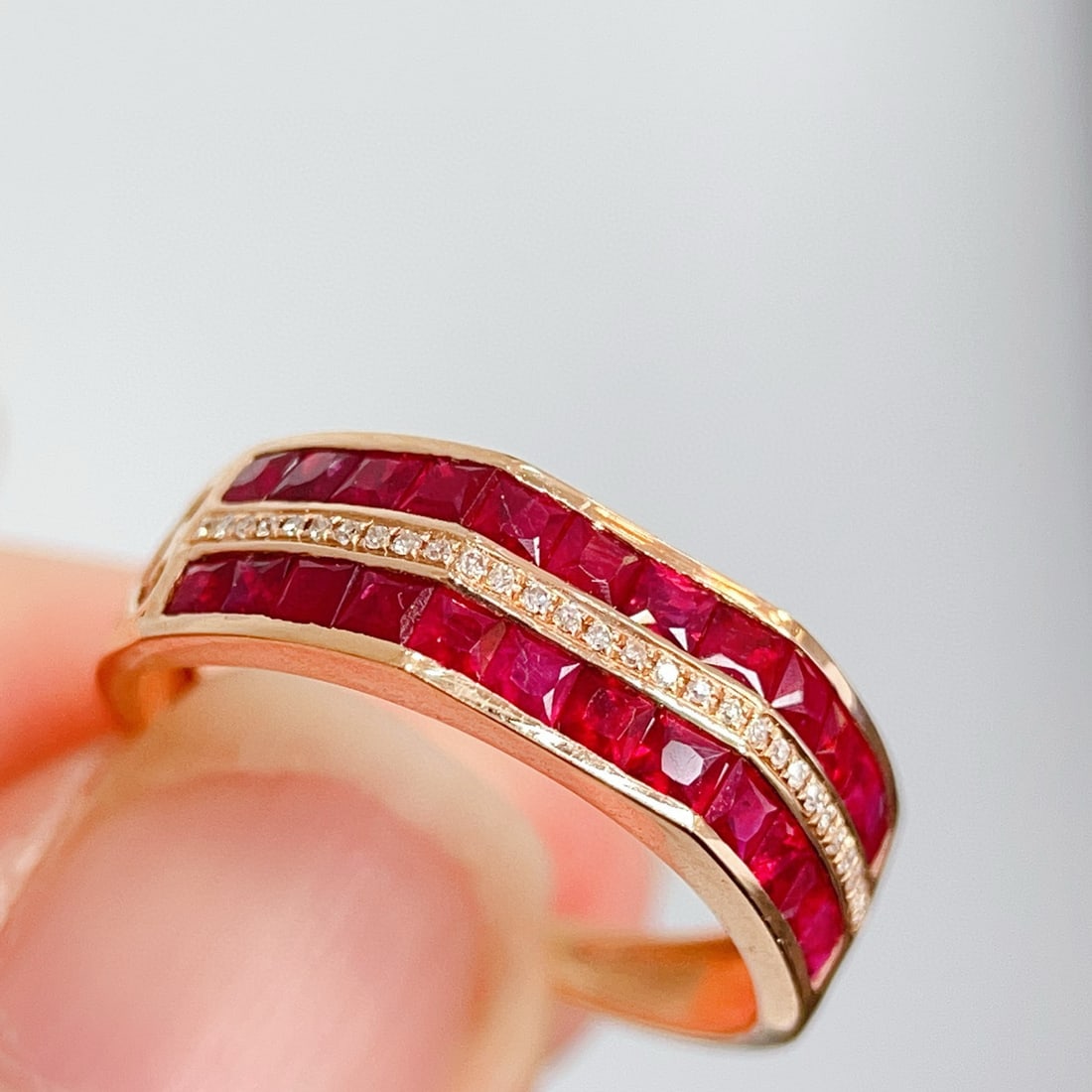 14k Gold 1.8 Ct Natural Ruby & Diamond Ring - 3