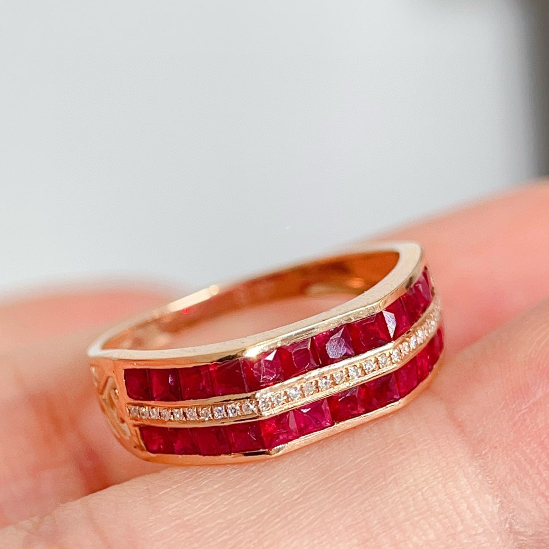 14k Gold 1.8 Ct Natural Ruby & Diamond Ring - 5