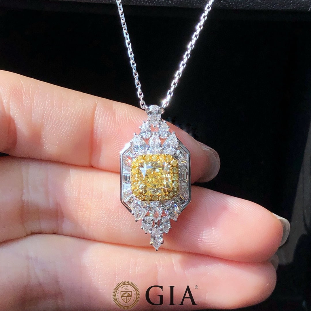 Gia Certified 14k Gold 2.62 Ctw Natural Yellow Diamond & Diamond Pendant( Without Chain ) - 3