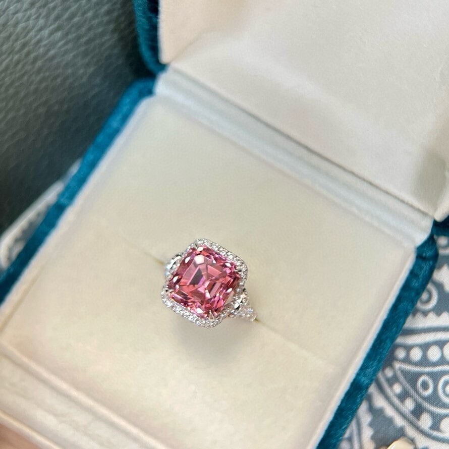 14k Gold 7.94 Ctw Natural Tourmaline & Lab Grown Diamond Ring: Ref:230946204 // gold content:14k gold // ring size:7. 25us // // main gemstone:tourmaline // shape:octagonal // carat weight:7. 11ct // color:pink // treatment:natural // // adjacent gemstone 2 : lab