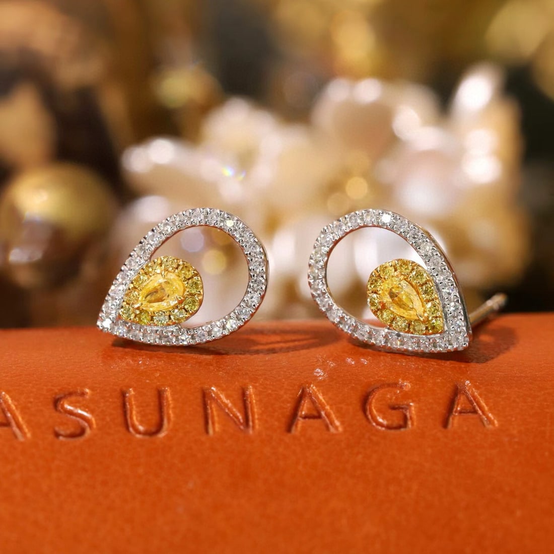 14k Gold 0.40 Ctw Natural Yellow Diamond & Diamond Earrings - 3