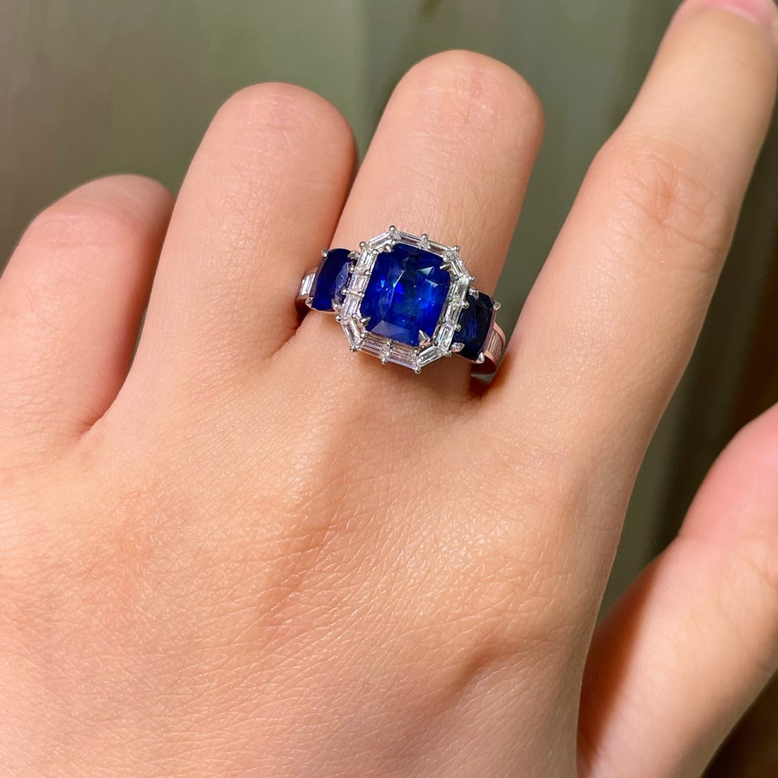 14k Gold 3.60 Ctw Natural Sapphire & Diamond Ring - 5