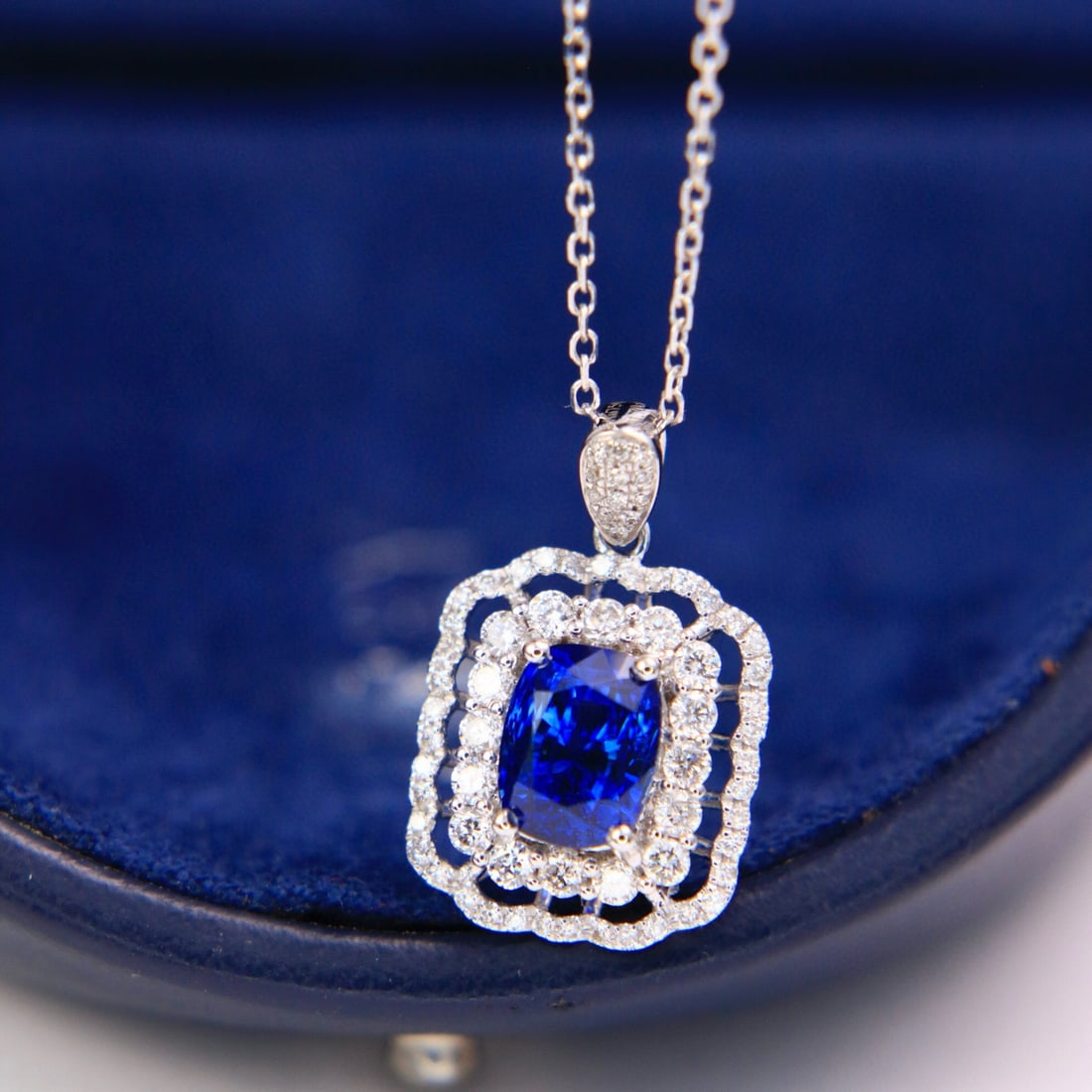 14k Gold 2.14 Ctw Natural Sapphire & Diamond Pendant( Without Chain ) - 3