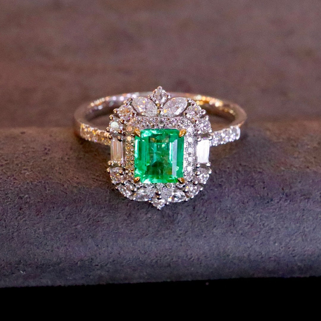 14k Gold 1.17 Ctw Natural Emerald & Diamond Ring - 5