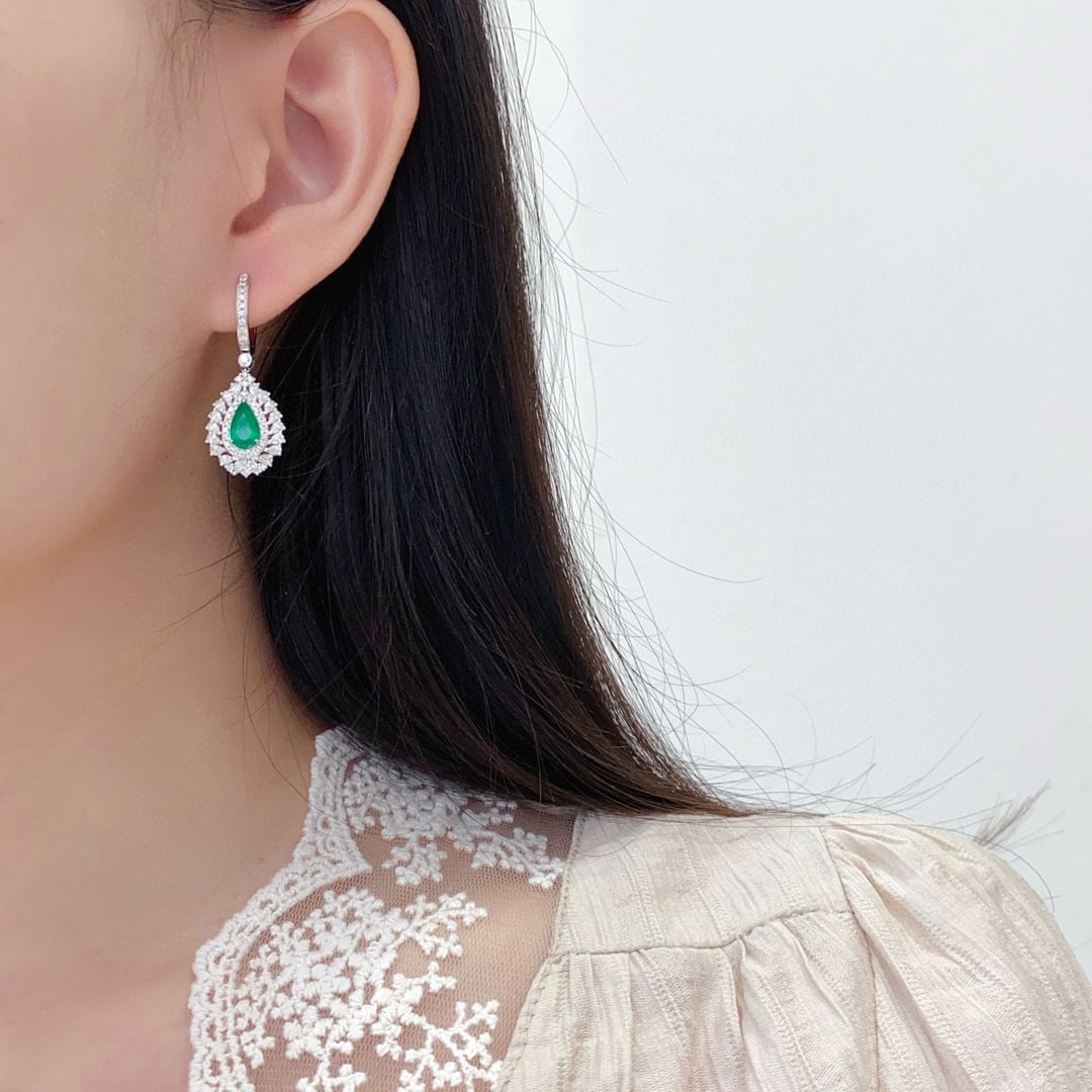 14k Gold 2.91 Ctw Natural Emerald & Diamond Earrings - 4