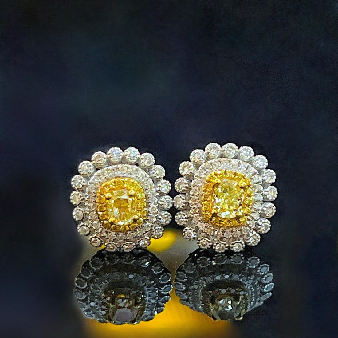 14k Gold 0.41 Ct Natural Yellow Diamond & Diamond & Yellow Diamond Earrings - 5