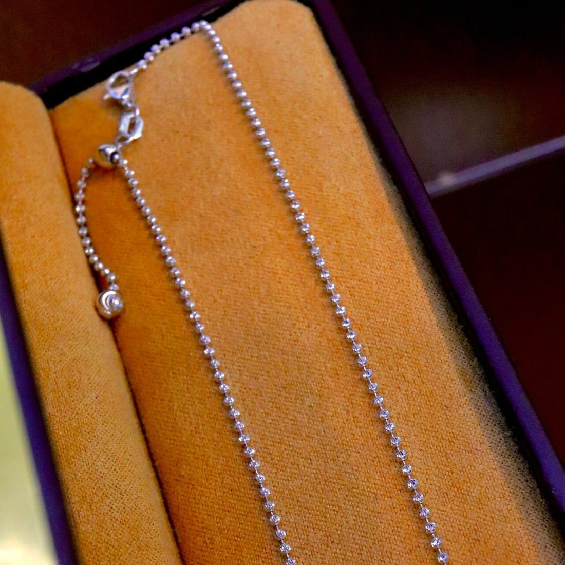 14k Gold 2.38 Ctw Natural Emerald & Diamond Necklace - 5