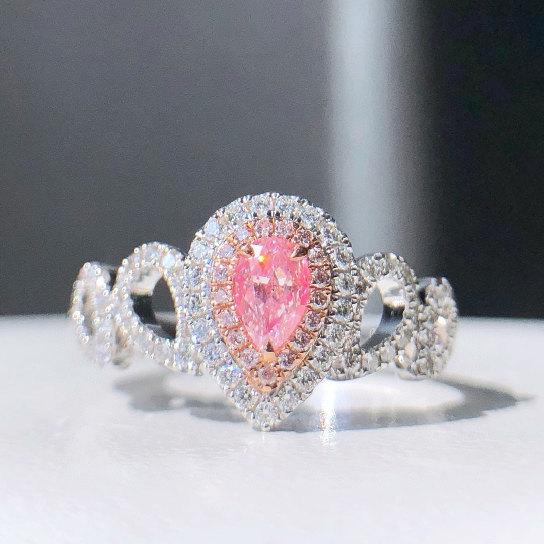 14k Gold 0.40 Ctw Natural Pink Diamond & Diamond Ring: Ref:230946276 // gold content:14k gold // ring size:7. 25us // // main gemstone:pink diamond // shape:pear // carat weight:0. 09ct // color:pink // treatment:natural // // adjacent gemstone 2 : diamon