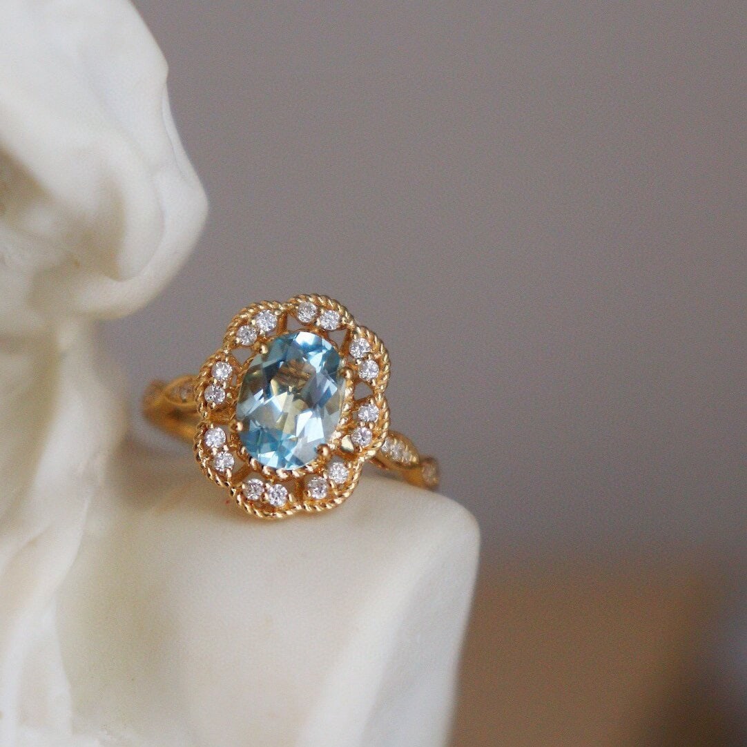 14k Gold 1 Ct Natural Aquamarine & Diamond Ring/pendant( Without Chain ): Ref:230946285 // gold content:14k gold // ring size:7. 25us // // main gemstone:aquamarine // shape:oval // carat weight:1ct // color:santa maria color // treatment:natural // // adjacent gemstone