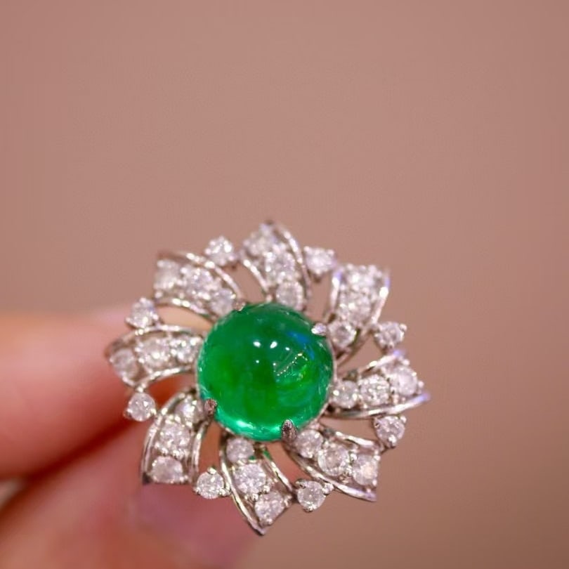 14k Gold 6.19 Ct Natural Emerald & Diamond Earrings - 3