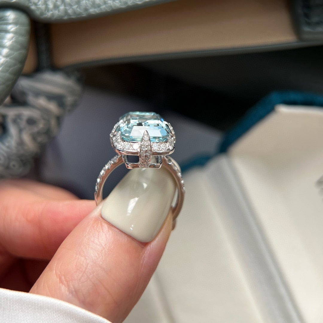 14k Gold 8.83 Ctw Natural Aquamarine & Lab Grown Diamond Ring - 2