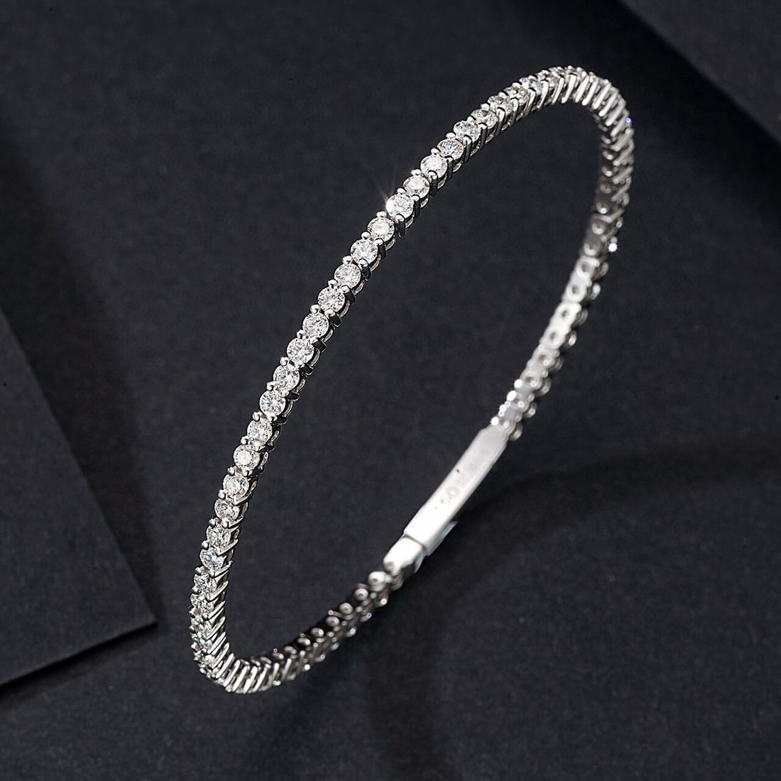 14k Gold 1.97 Ct Natural H Diamond Bangle (1 of 5)