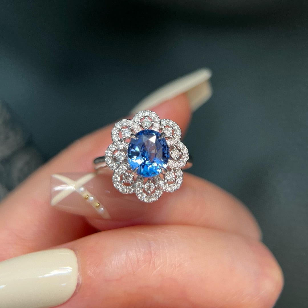 14k Gold 2.40 Ctw Natural Sapphire & Diamond Ring - 3