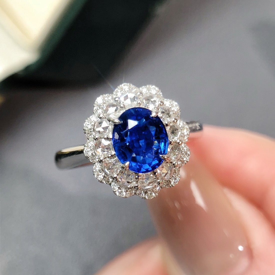 14k Gold 1.89 Ctw Natural Sapphire & Diamond Ring: Ref:230946305 // gold content:14k gold // ring size:7. 25us // // main gemstone:sapphire // shape:oval // carat weight:1. 45ct // color:royal blue // treatment:natural // // adjacent gemstone 2 :