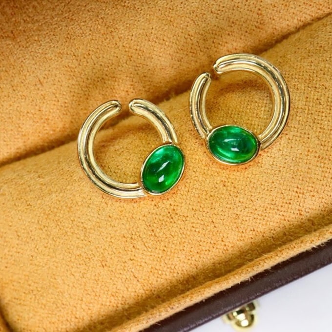 14k Gold 1.05 Ct Vivid Green Natural Emerald Earrings (1 of 5)