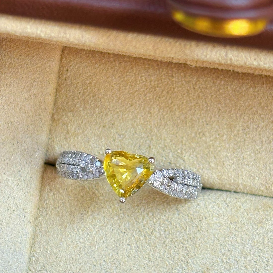 14k Gold 1.48 Ctw Natural Sapphire & Diamond Ring: Ref:230946323 // gold content:14k gold // ring size:7. 25us // // main gemstone:sapphire // shape:heart // carat weight:1. 22ct // color:yellow // treatment:natural // // adjacent gemstone 2 :